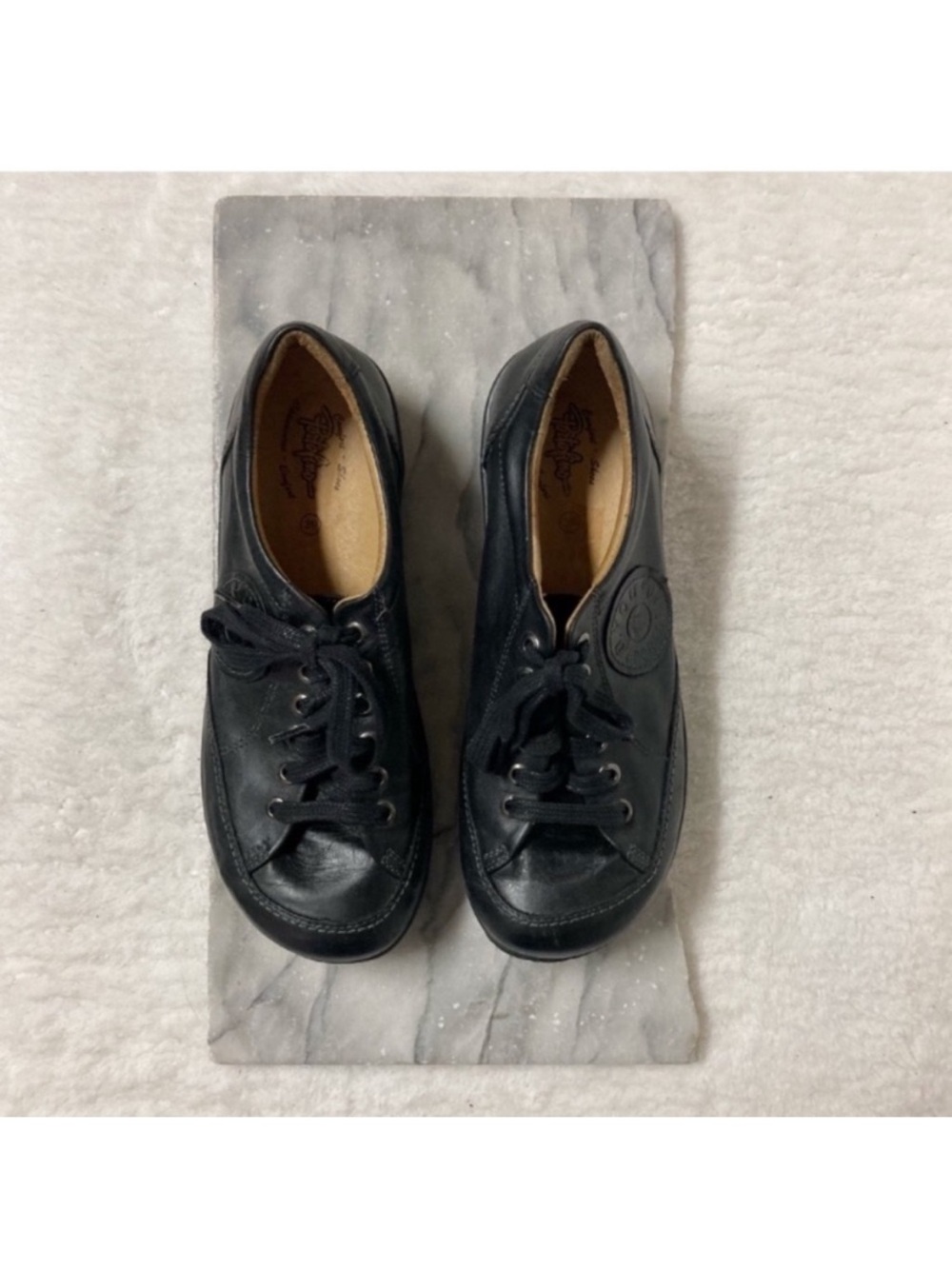 Portofino Lace Up Walking Shoe Size 8.5 Black Leather